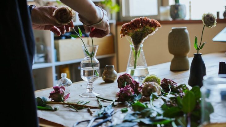 秋の始まり、季節の花と食を楽しむ日常。