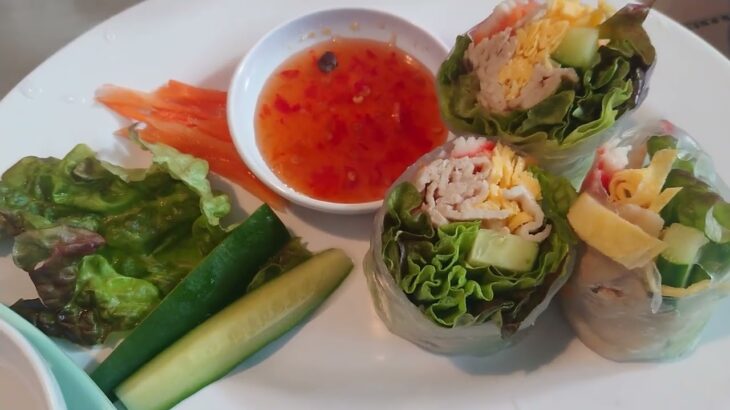 食を考えることにしたの🍀【木曜日 昼食】外食  タイ料理(ラーメン と紹介したのですが全部 米粉でした💕) 美味しく完食 いたしました(^ー^)