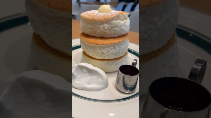 ふるしゅわ食感プレミアムパンケーキと、ティラミスのパンケーキ【gram】Fluffy texture premium pancake and tiramisu pancake