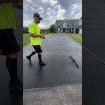 How to prep a Driveway 🧹 | #Satisfying #Asphalt #Sealcoating #Business